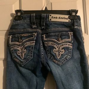 Rock Revival, size 24